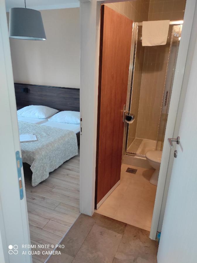Apartments And Rooms Bozena Vodice Luaran gambar