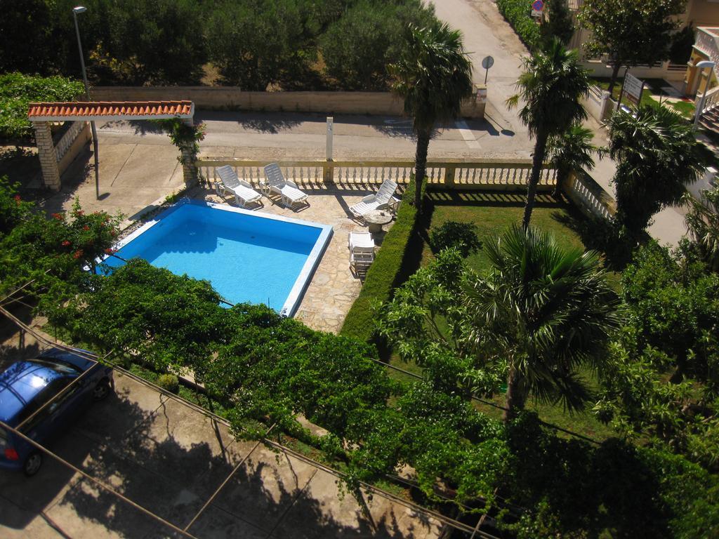 Apartments And Rooms Bozena Vodice Bilik gambar