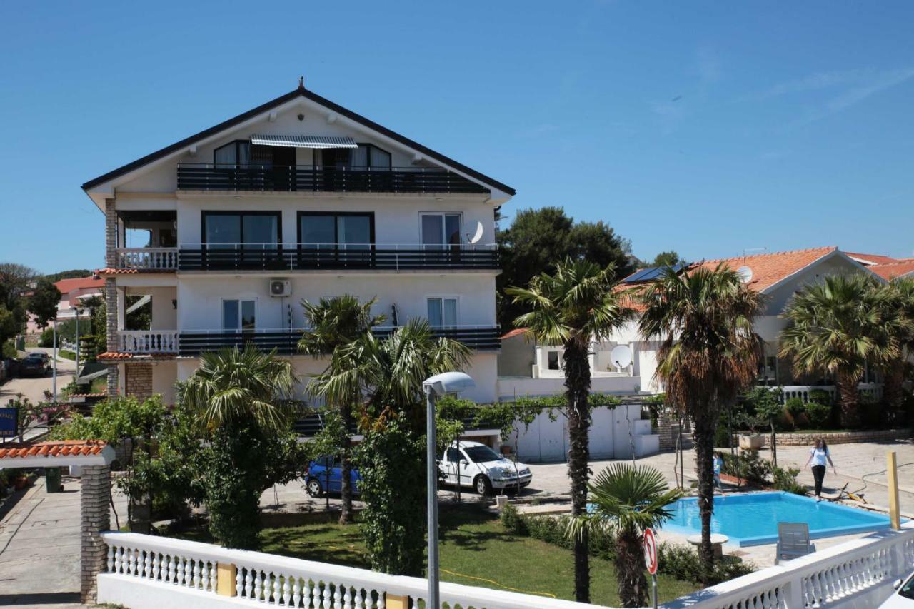 Apartments And Rooms Bozena Vodice Luaran gambar