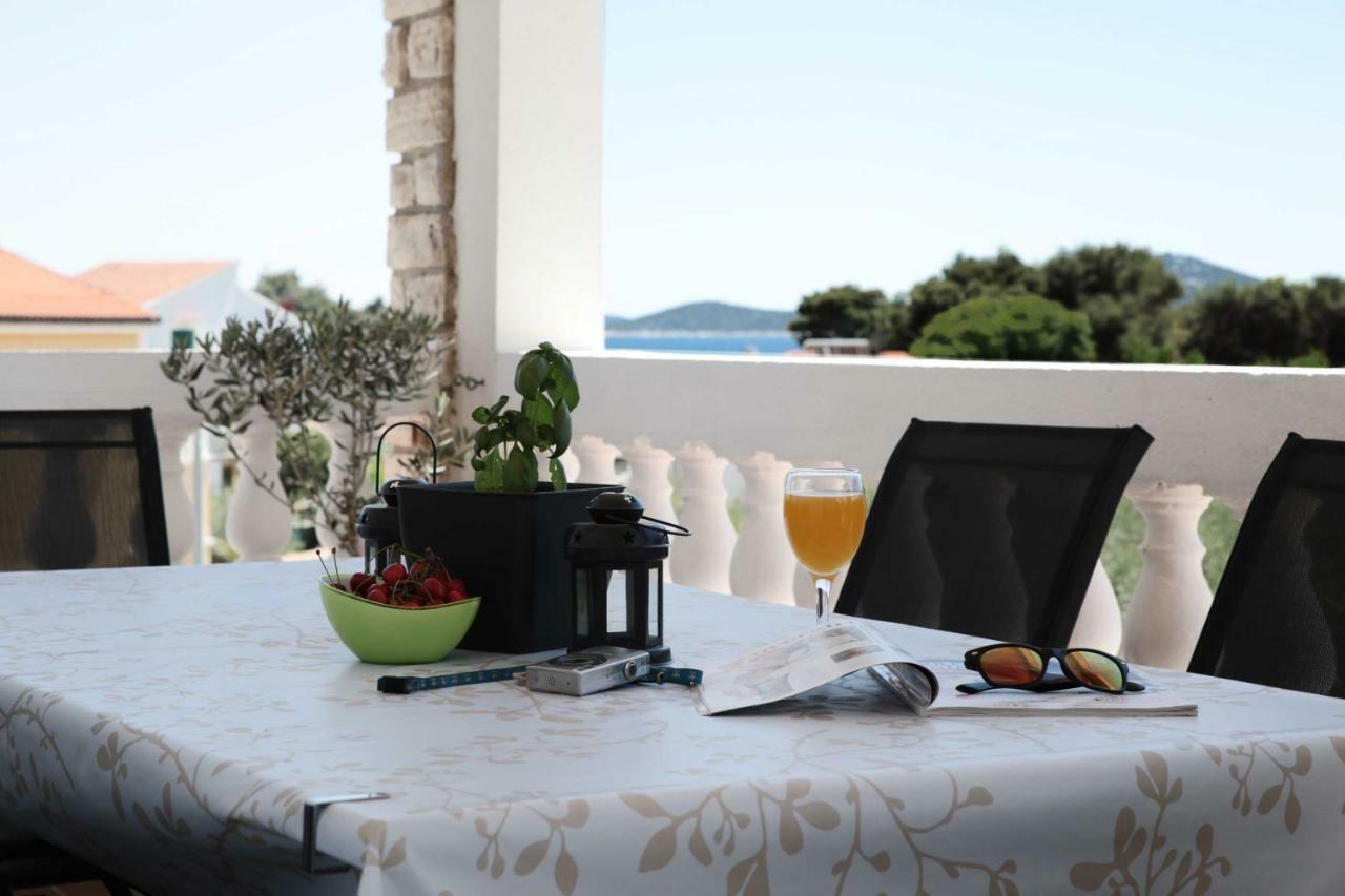 Apartments And Rooms Bozena Vodice Luaran gambar